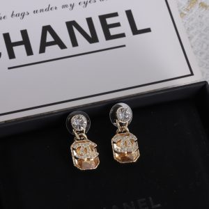 Golden gemstone earrings