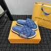 Velcro casual shoes